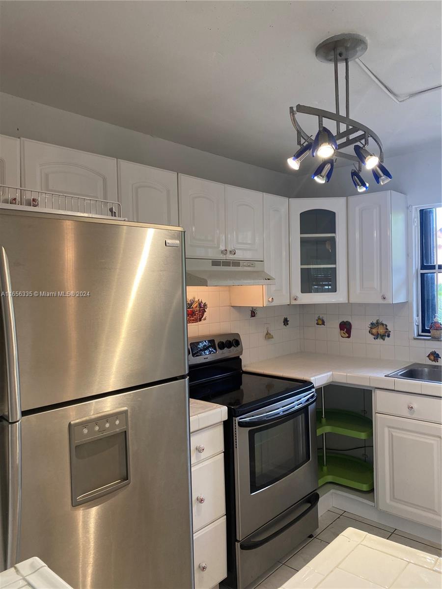 2460 West 67th Place, Unit 10127 Hialeah, FL 33016 - Photo 13 of 36