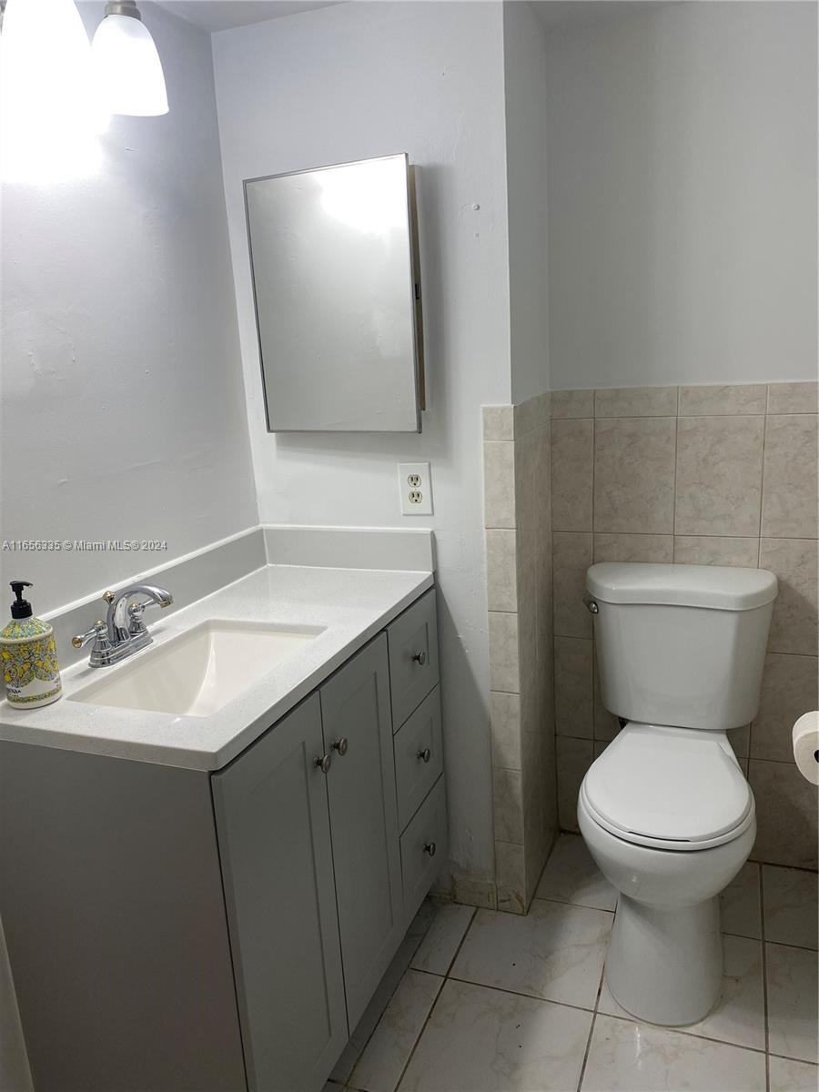 2460 West 67th Place, Unit 10127 Hialeah, FL 33016 - Photo 22 of 36