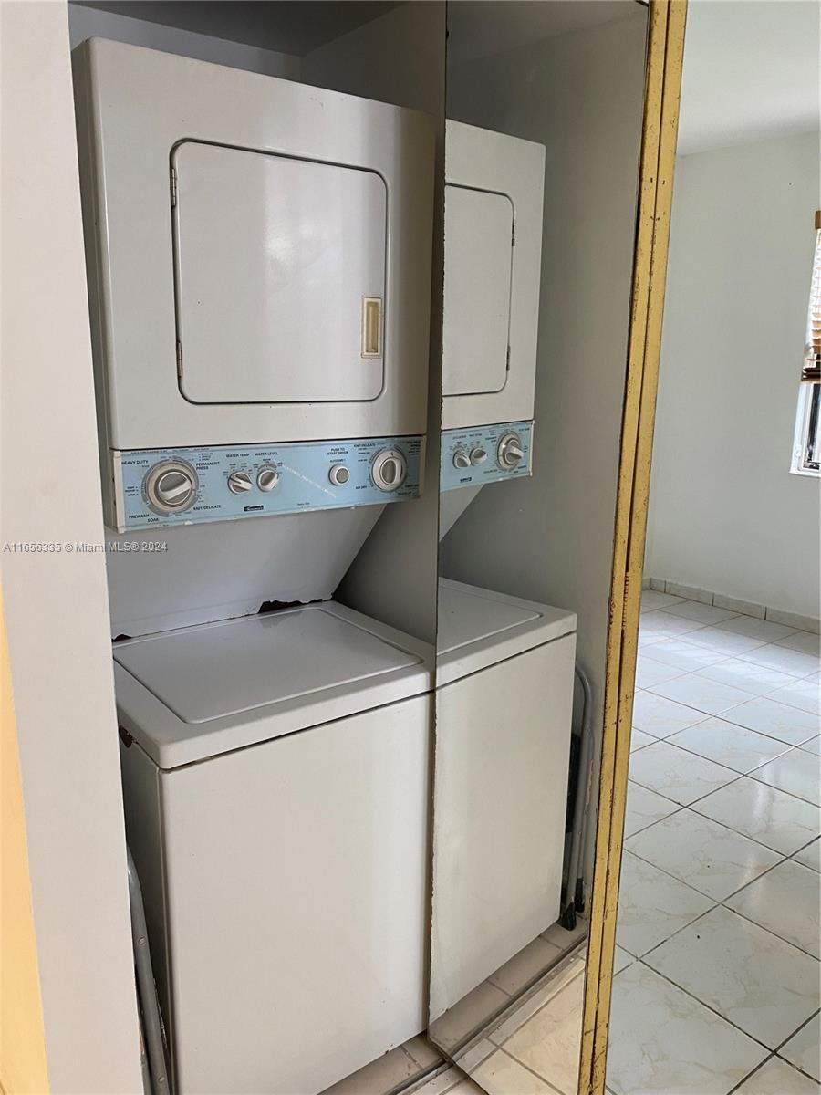 2460 West 67th Place, Unit 10127 Hialeah, FL 33016 - Photo 28 of 36