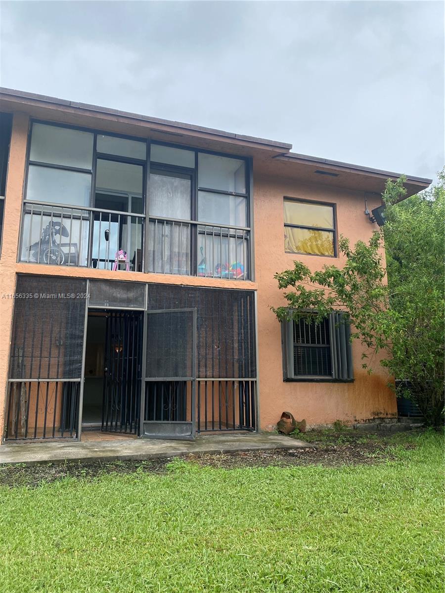 2460 West 67th Place, Unit 10127 Hialeah, FL 33016 - Photo 32 of 36