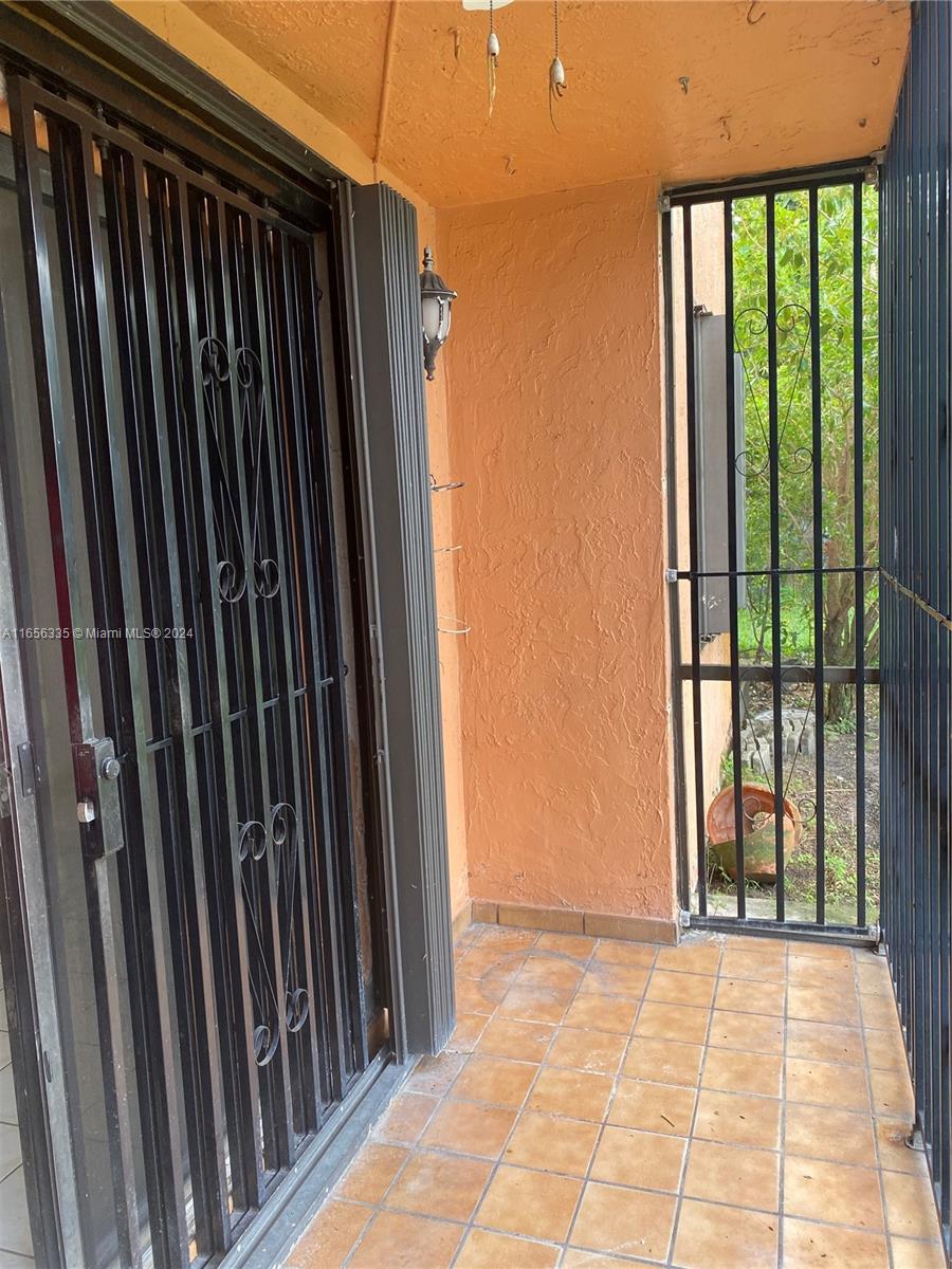 2460 West 67th Place, Unit 10127 Hialeah, FL 33016 - Photo 34 of 36