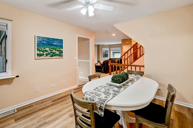 $340,000 | 109 Meadowlark Drive, Unit 109, Countryside, IL 60525