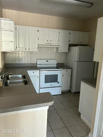 $2,050 | 8828 Dunes Court, Unit 12202, Kissimmee, FL 34747