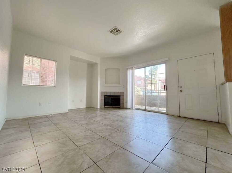 4730 East Craig Road, Unit 1160 Las Vegas, NV 89115 - Photo 3 of 17