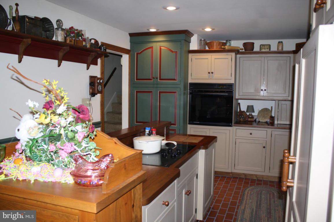 1611 Silver Spring Road Landisville, PA 17538 - Photo 9 of 26 Gallery Image 9