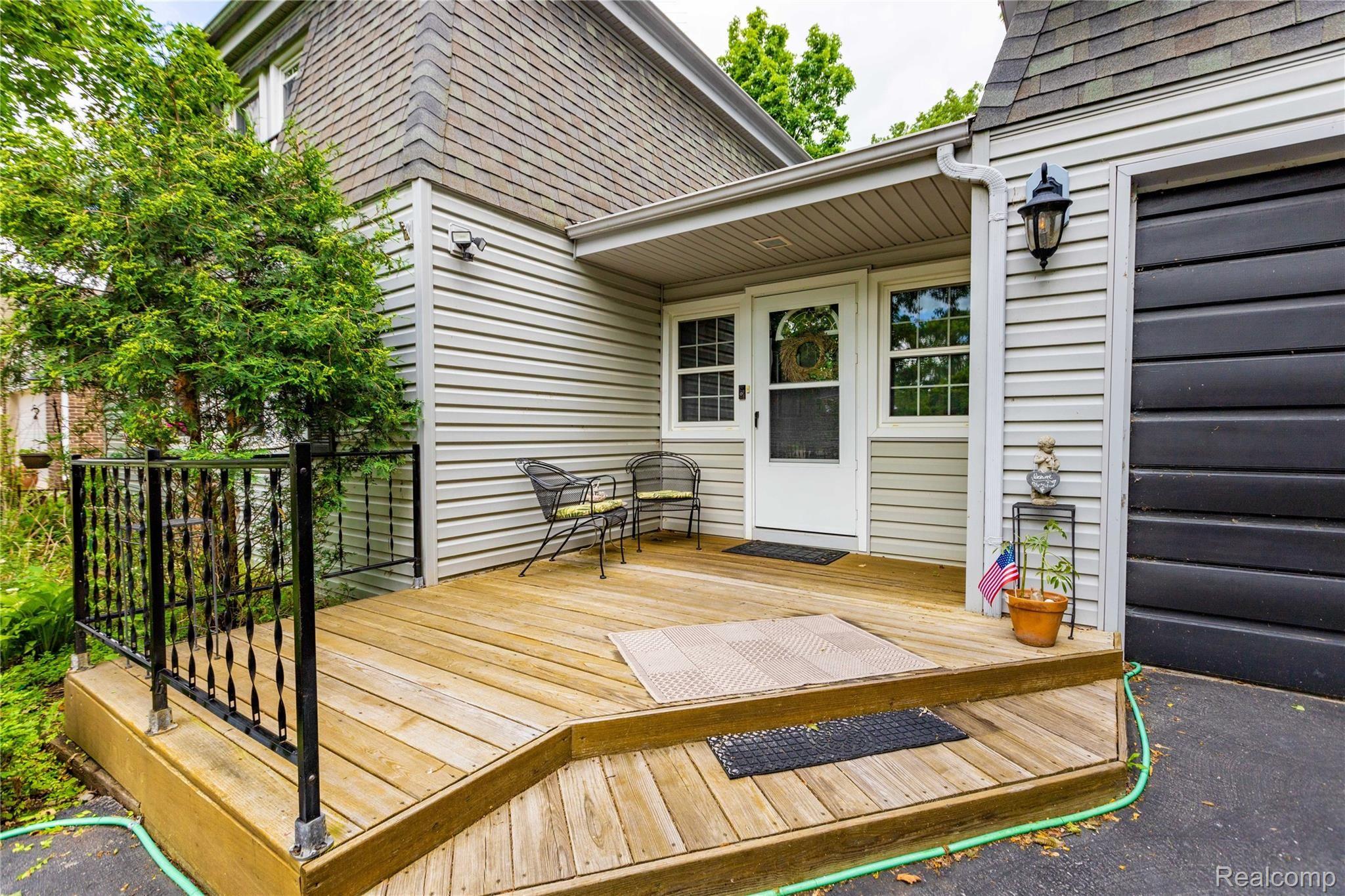 Inviting front porch.