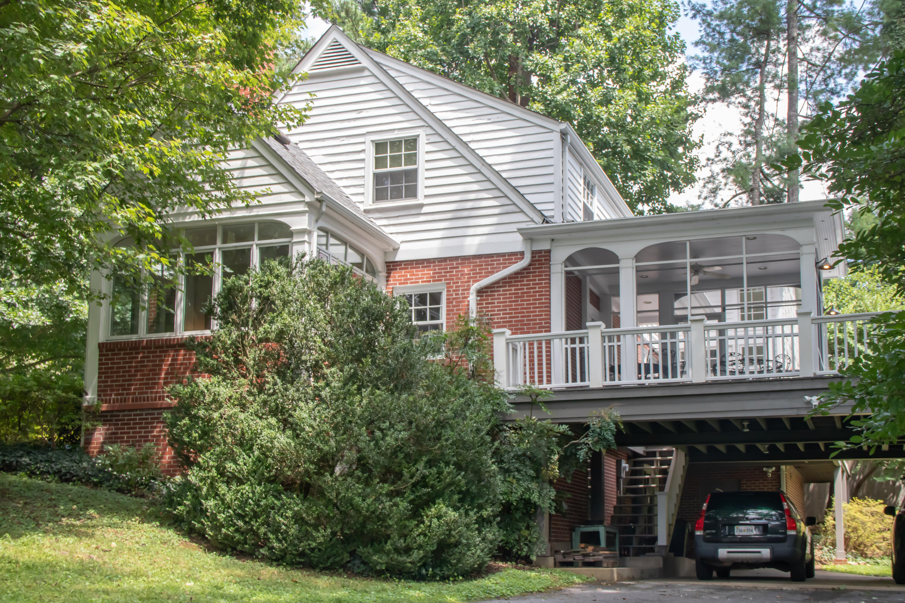 504 Green Hill Road Bristol, VA 24201 - Photo 2 of 46 Green-9