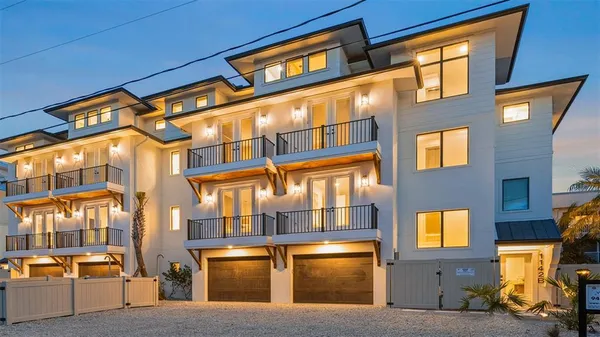 $4,500,000 | 1142 Windsong Lane, Unit B, Sarasota, FL 34242