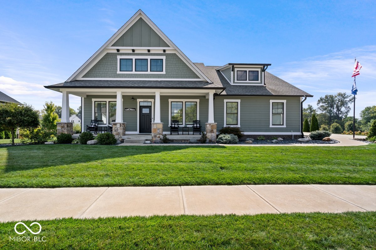 15297 Maple Ridge Drive Carmel, IN 46033 - Photo 2 of 50