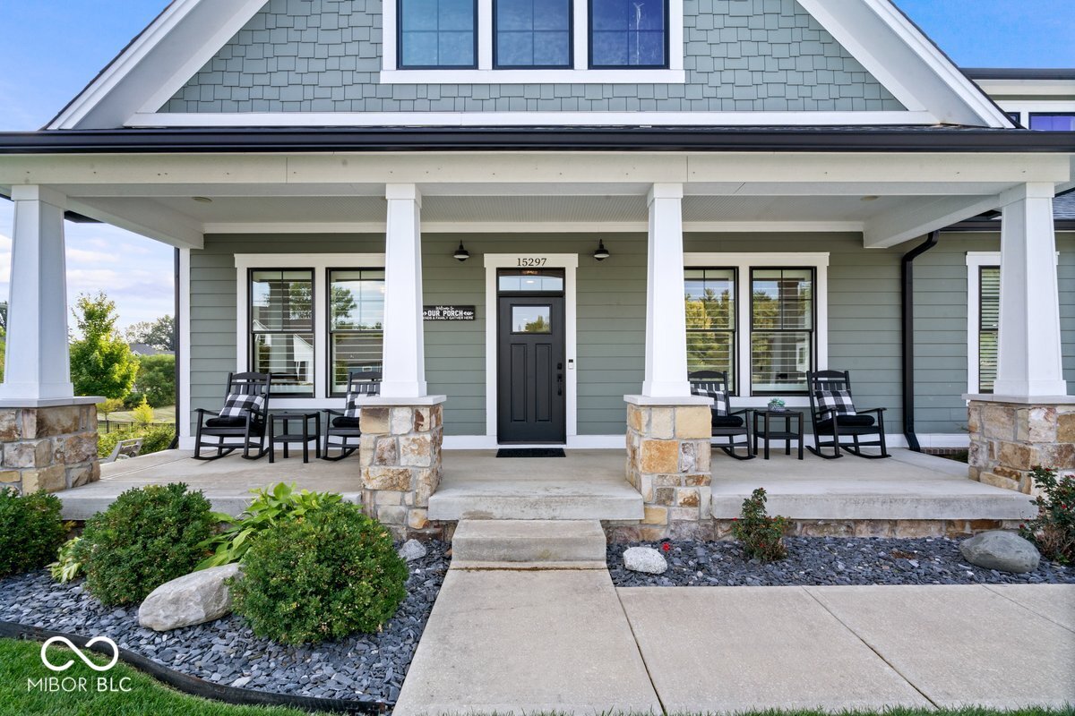 15297 Maple Ridge Drive Carmel, IN 46033 - Photo 4 of 50