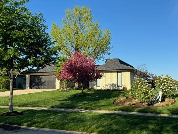 $799,000 | 1285 Montgomery Drive, Deerfield, IL 60015
