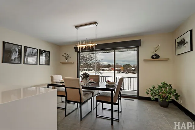 $799,000 | 1285 Montgomery Drive, Deerfield, IL 60015