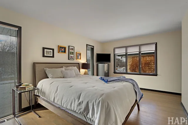 $799,000 | 1285 Montgomery Drive, Deerfield, IL 60015