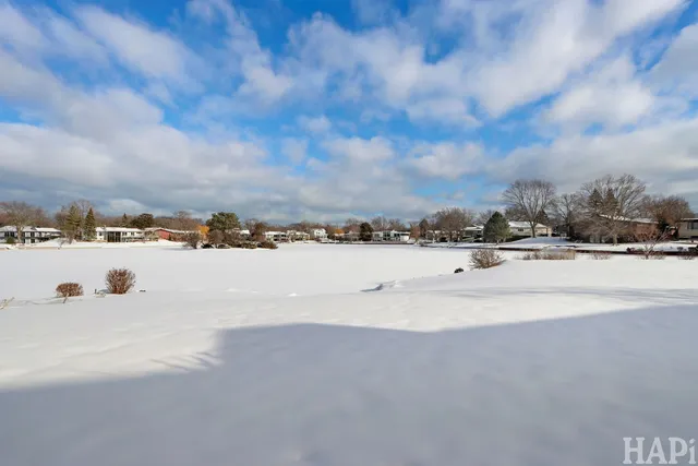 $799,000 | 1285 Montgomery Drive, Deerfield, IL 60015