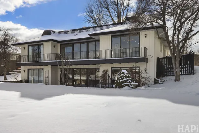 $799,000 | 1285 Montgomery Drive, Deerfield, IL 60015