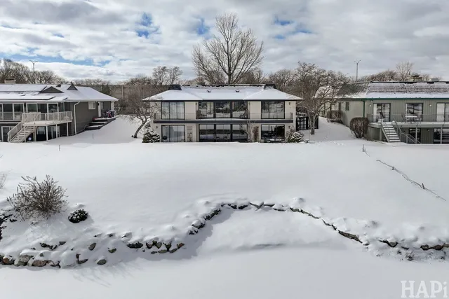 $799,000 | 1285 Montgomery Drive, Deerfield, IL 60015