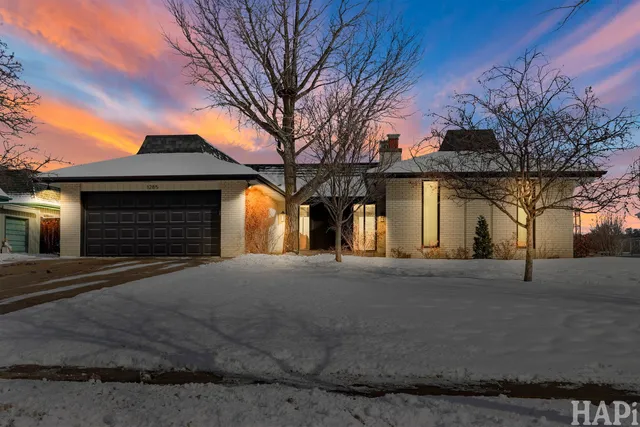 $799,000 | 1285 Montgomery Drive, Deerfield, IL 60015