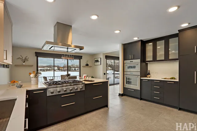 $799,000 | 1285 Montgomery Drive, Deerfield, IL 60015