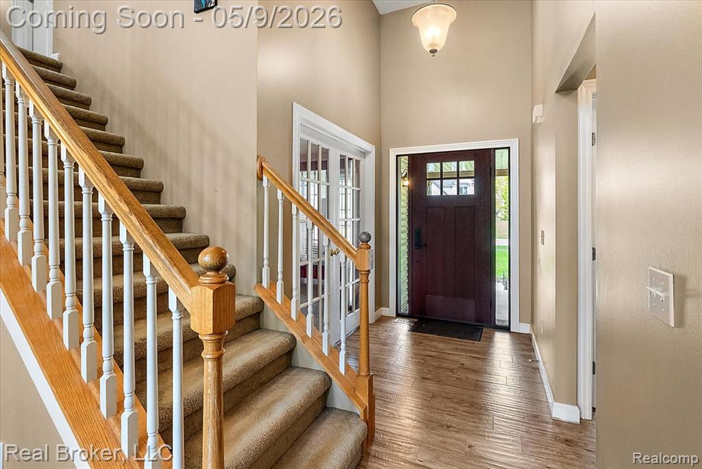 1111 Elk Run Howell, MI 48843 - Photo 4 of 60