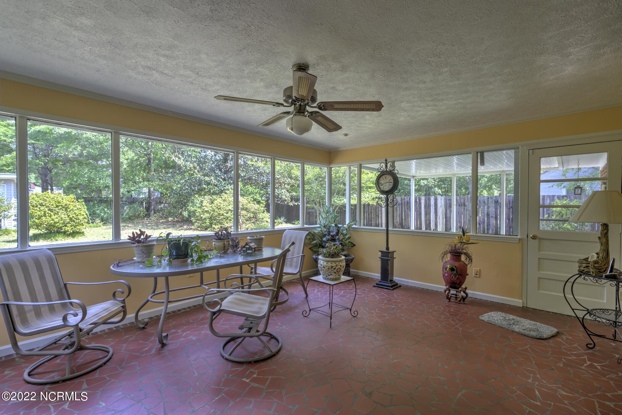 426 Elizabeth Avenue Rockingham, NC 28379 - Photo 11 of 38 DSC07580_1_2