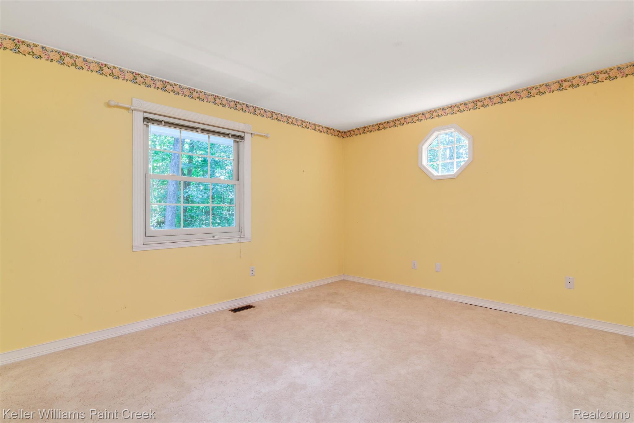 3560 Rohr Road Lake Orion, MI 48359 - Photo 10 of 22 Two bedrooms located on the main level.