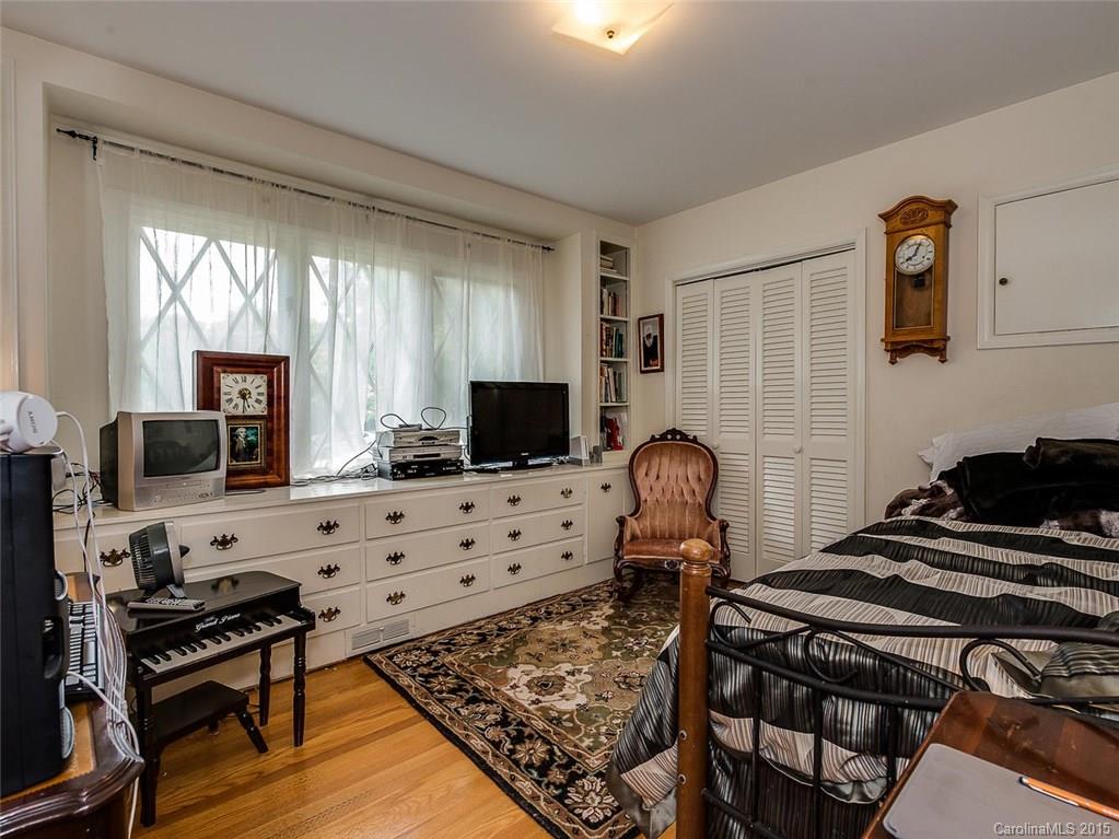 1334 Rutledge Avenue, Unit 16 Charlotte, NC 28211 - Photo 19 of 23 Gallery Image 19