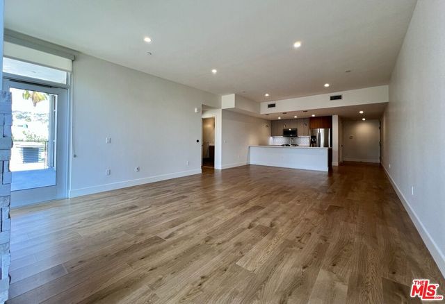 $6,474 | 8017 Norton Avenue, Unit 401, West Hollywood, CA 90046