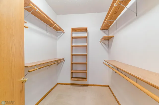 $331,200 | 318 44th Avenue South, Moorhead, MN 56560