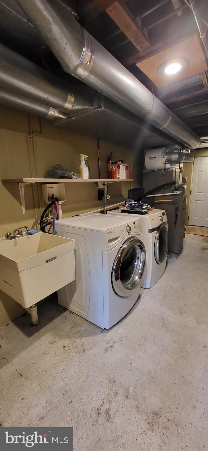 2254 Dermond Avenue Upper Darby, PA 19082 - Photo 11 of 17