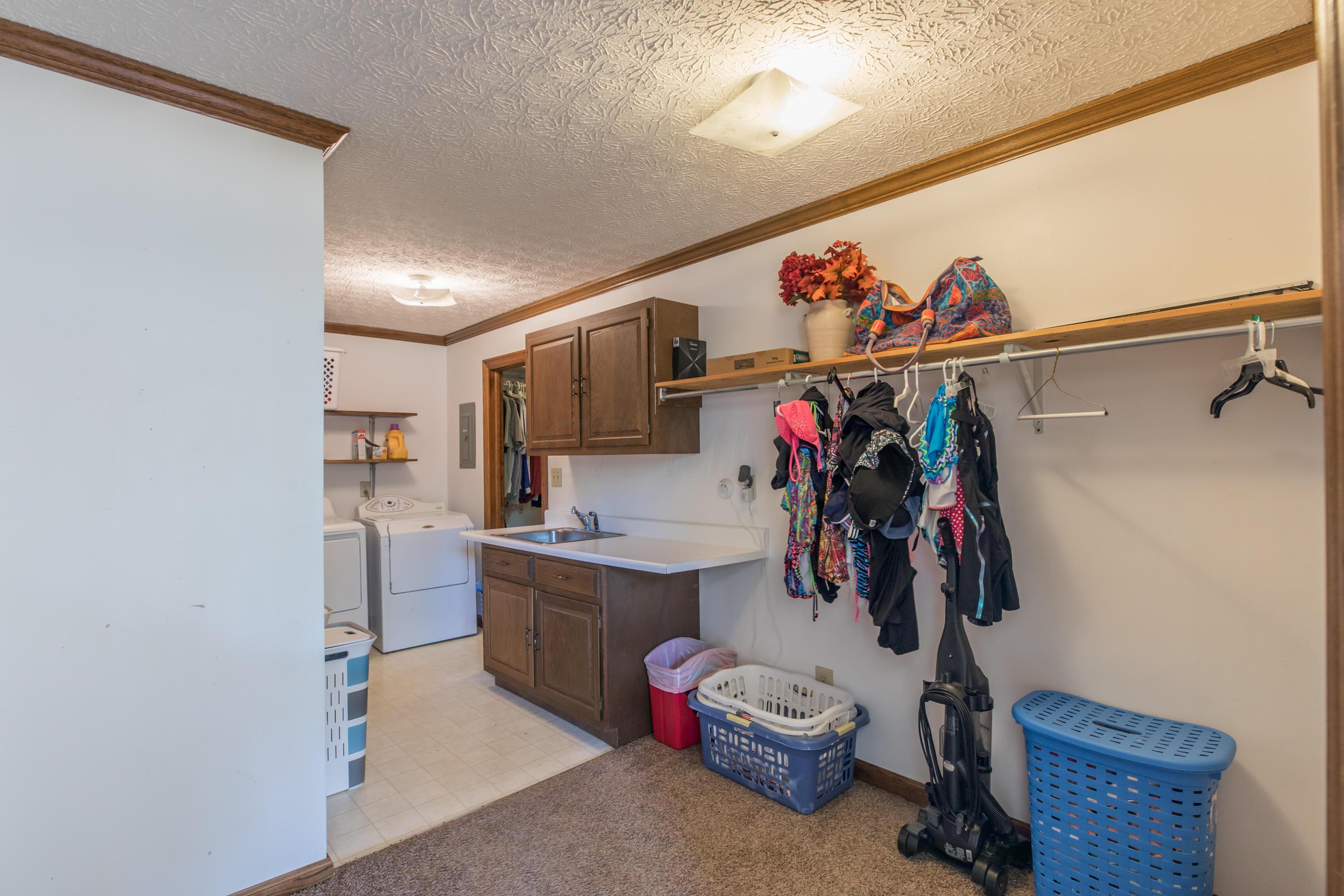 7235 Davis Road Hilliard, OH 43026 - Photo 46 of 117 Gallery Image 46