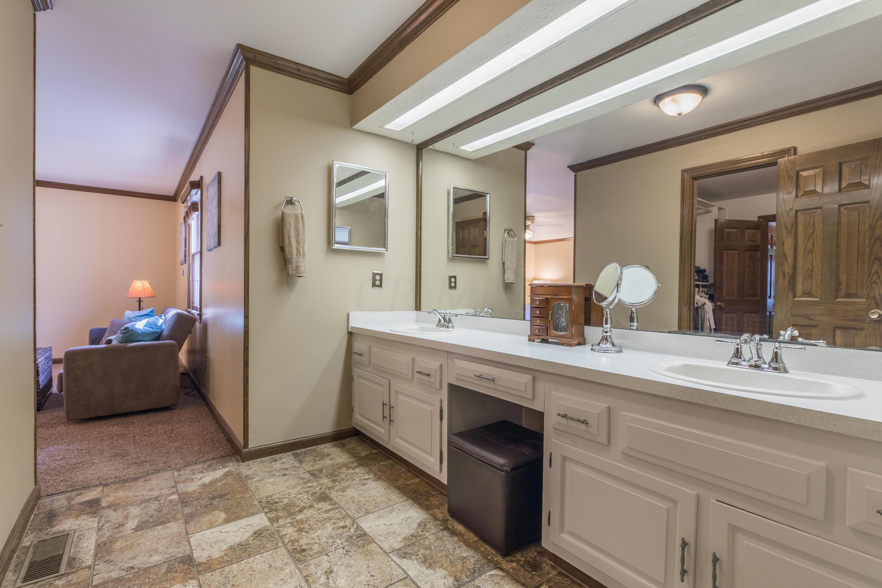 7235 Davis Road Hilliard, OH 43026 - Photo 56 of 117 Gallery Image 56