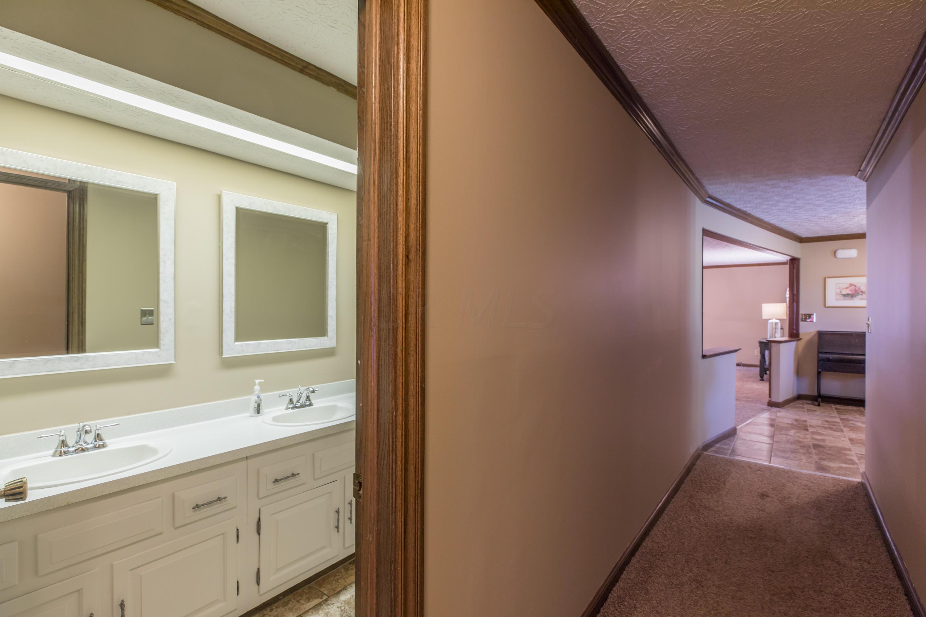 7235 Davis Road Hilliard, OH 43026 - Photo 74 of 117 Gallery Image 74