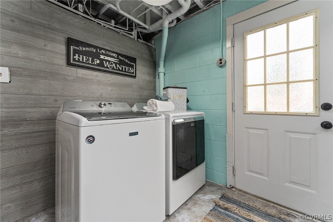 8600 Burgundy Road Richmond, VA 23235 - Photo 27 of 32 Laundry on ground floor. New washer and dryer can convey.