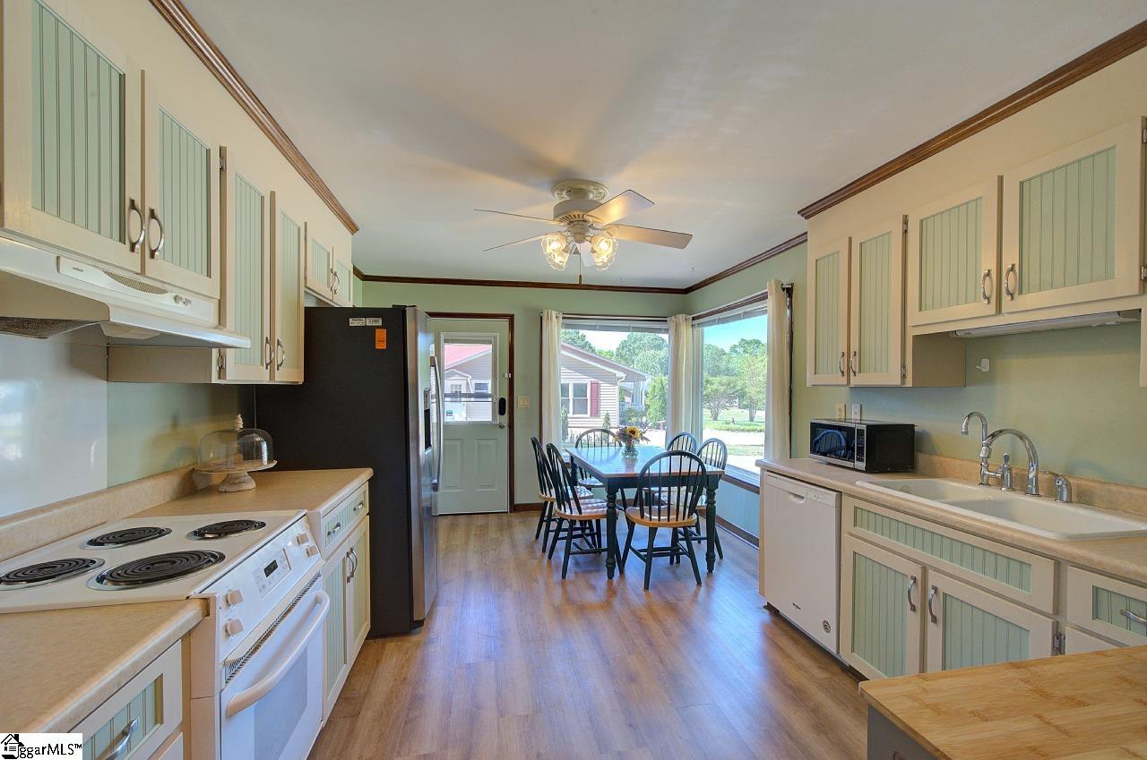 8 Rising Sun Court Taylors, SC 29687 - Photo 31 of 48 Gallery Image 31
