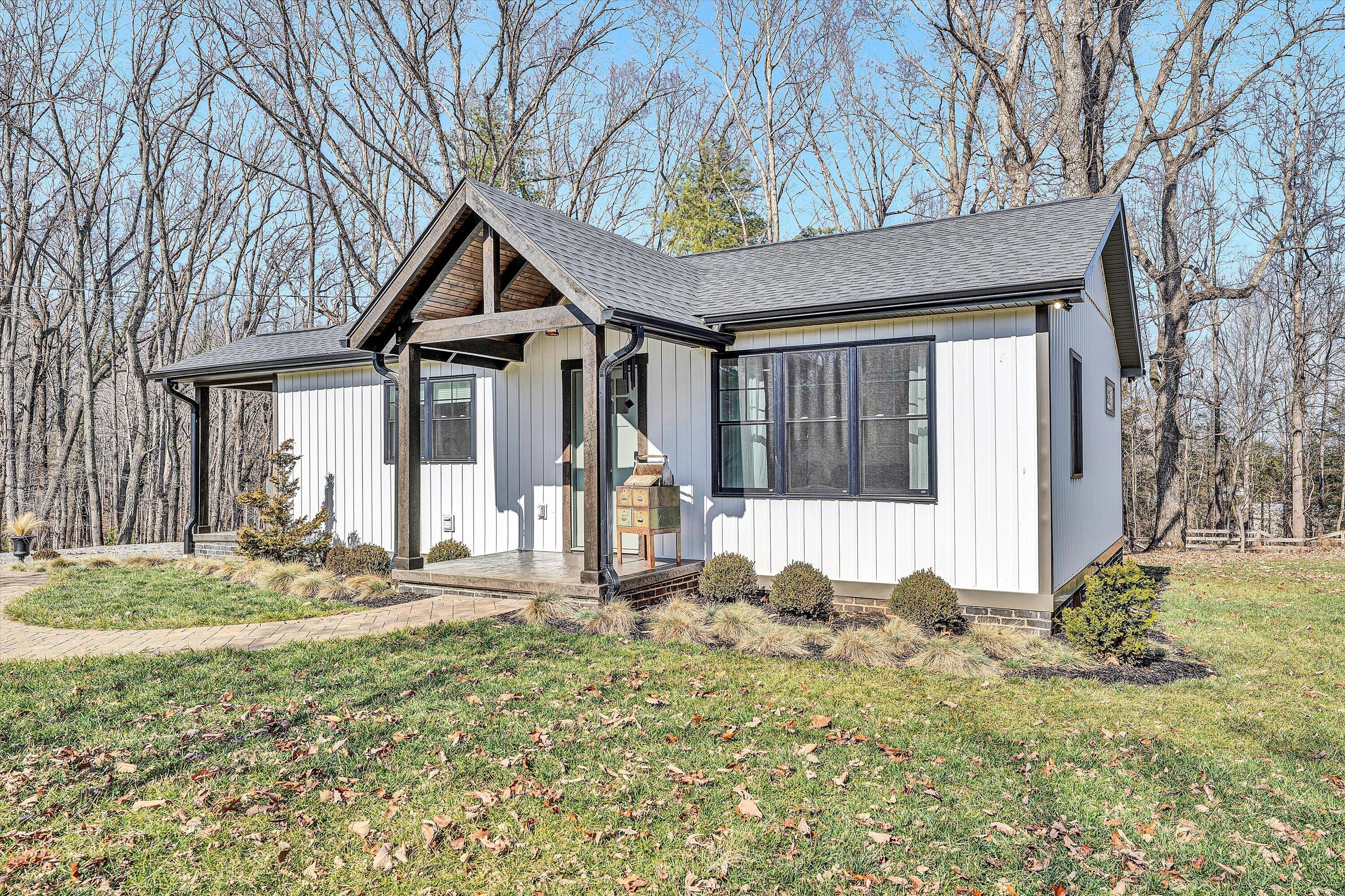 1990 Edwardsville Road Hardy, VA 24101 - Photo 7 of 45 a house with trees in the background