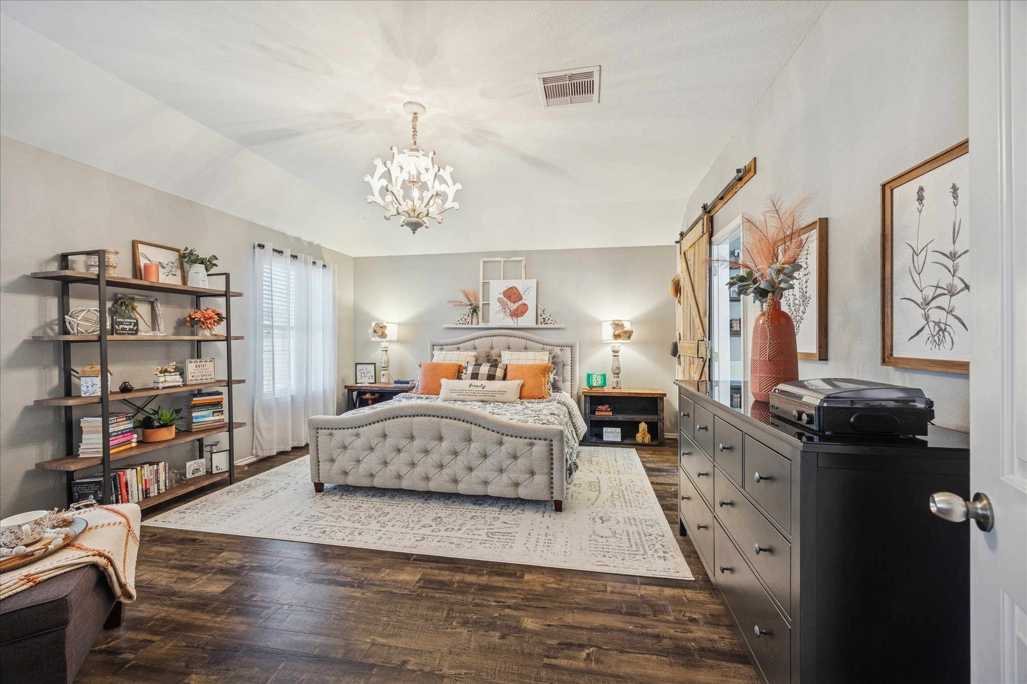 9710 Golden Cypress Drive Rosharon, TX 77583 - Photo 13 of 32