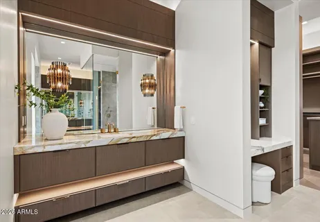 $9,795,000 | 9790 North 56th Street, Paradise Valley, AZ 85253
