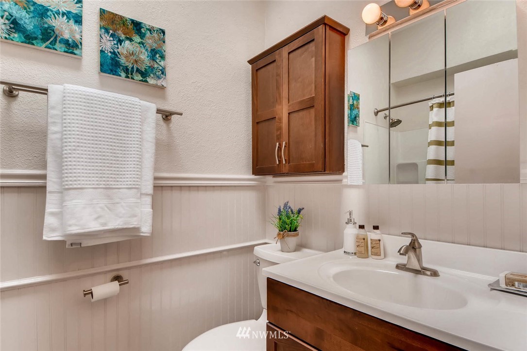 30155 3rd Place Southwest Federal Way, WA 98023 - Photo 16 of 25 Gallery Image 16