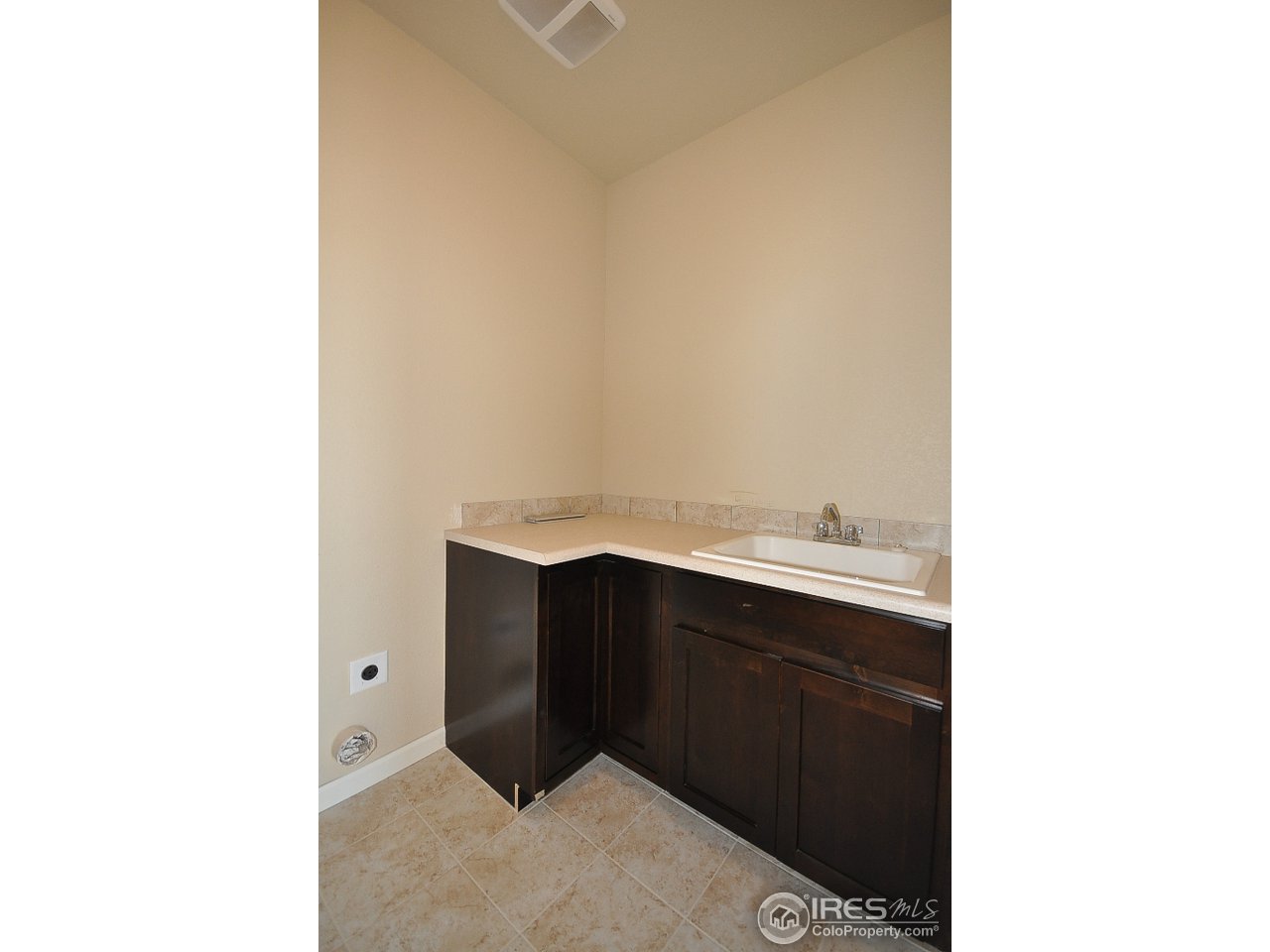 2286 Trestle Road Fort Collins, CO 80525 - Photo 12 of 24 Gallery Image 12