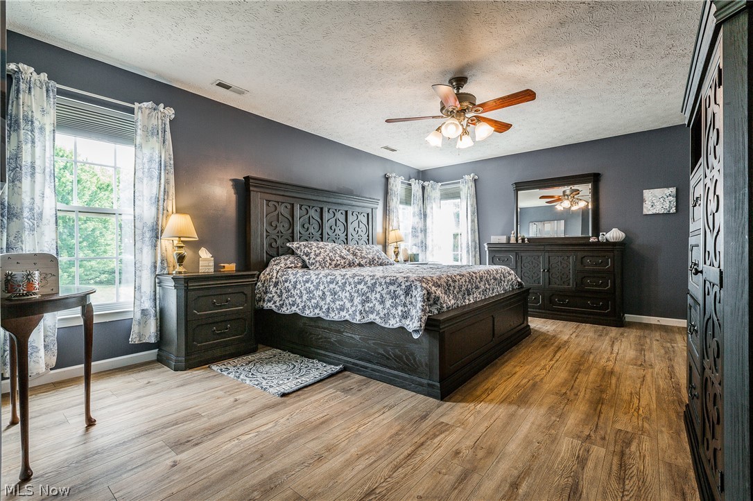 4331 Aylesford Road Uniontown, OH 44685 - Photo 23 of 35 Master Bedroom