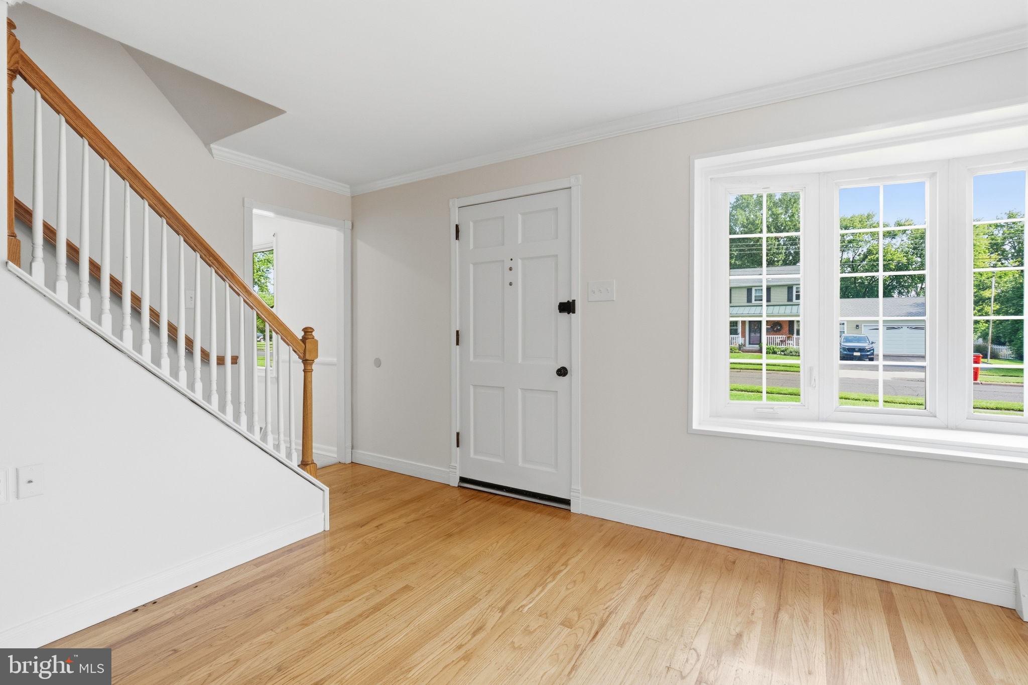 243 Crestview Road Hatboro, PA 19040 - Photo 3 of 36 Gallery Image 3