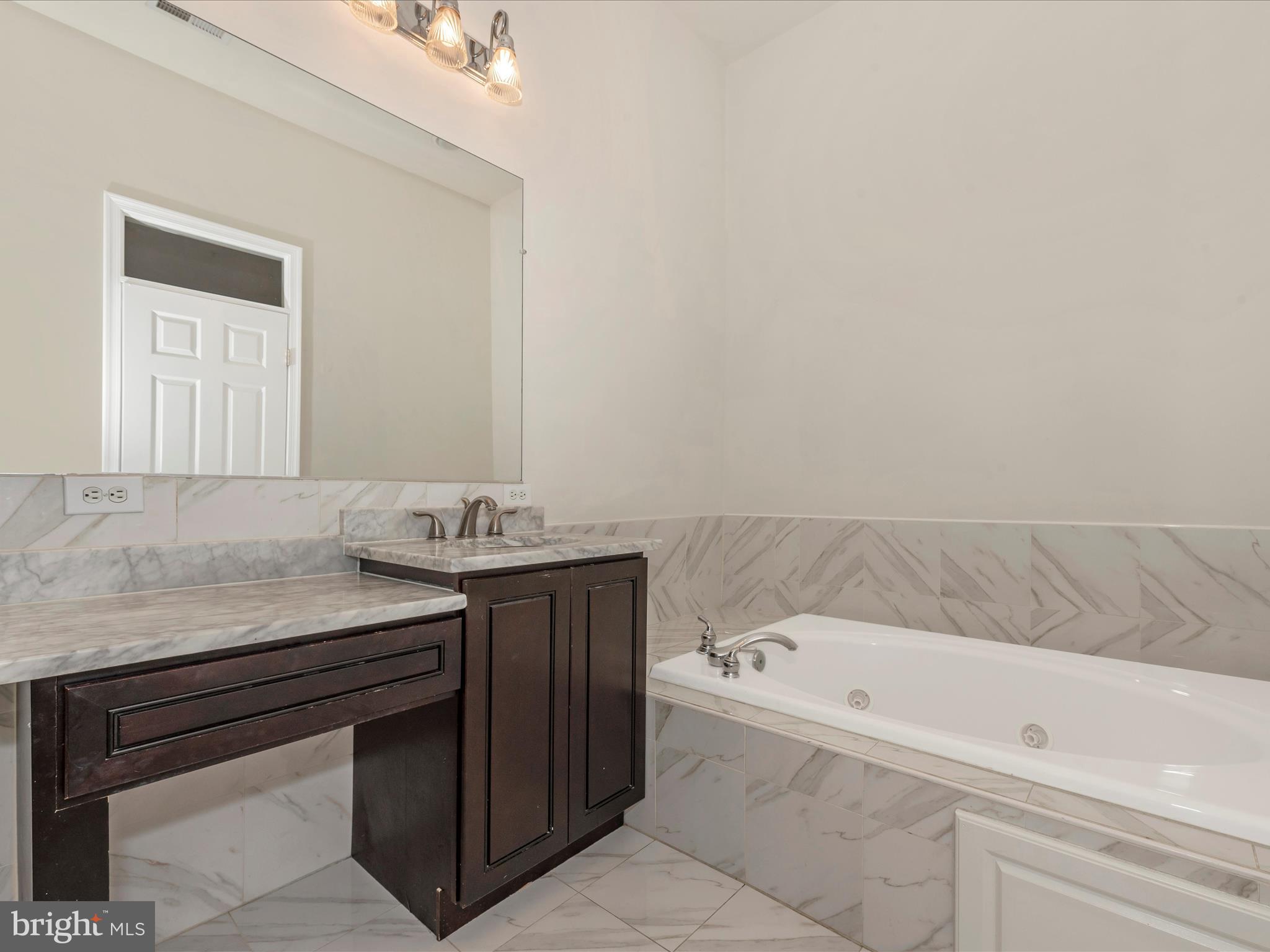 8812 Lew Wallace Road Frederick, MD 21704 - Photo 27 of 56 Primary Bathroom