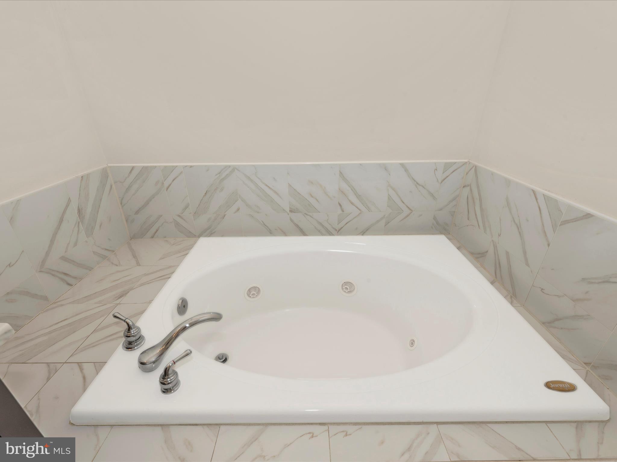 8812 Lew Wallace Road Frederick, MD 21704 - Photo 28 of 56 Primary Bathroom