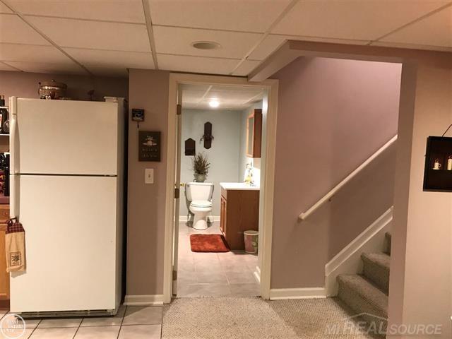16647 Country Ridge Court Macomb, MI 48044 - Photo 12 of 20 31376308-12.JPG