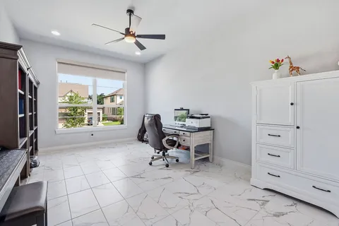 $999,990 | 413 Summerhill Lane, Georgetown, TX 78628