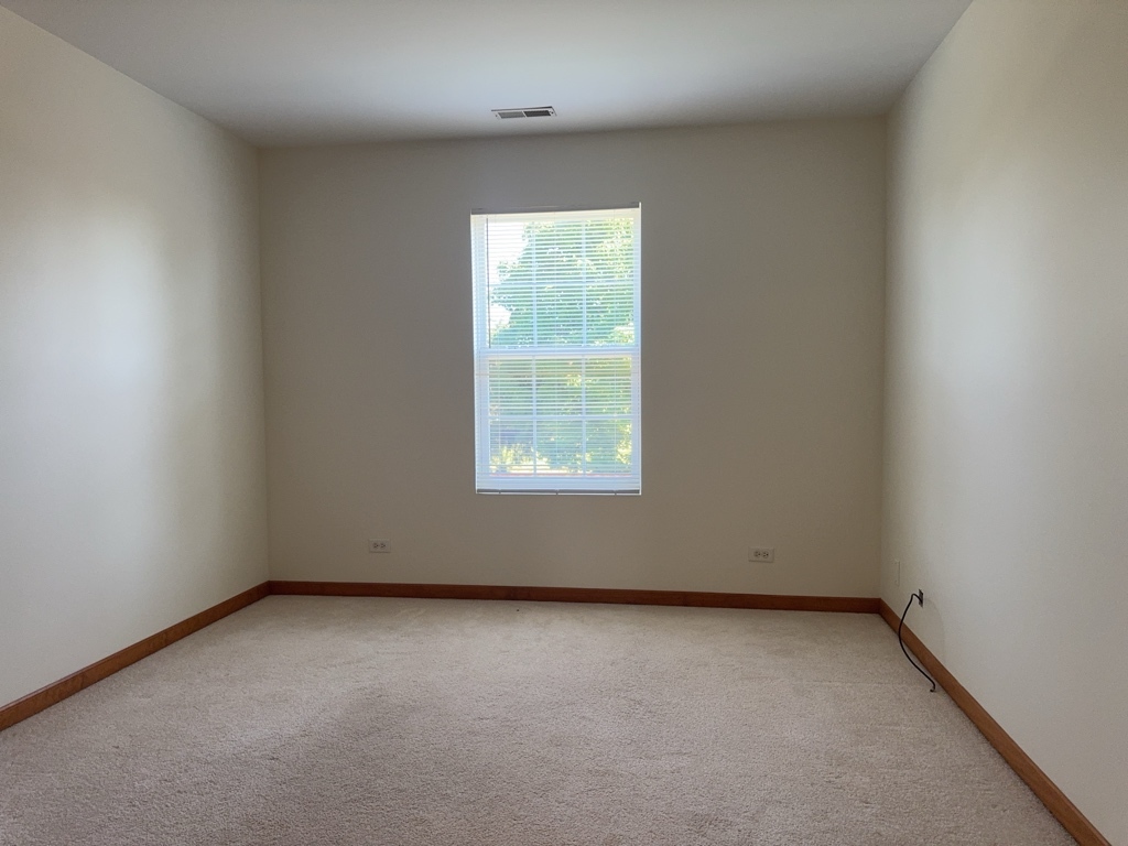 2216 Evergreen Circle, Unit 2216 McHenry, IL 60050 - Photo 22 of 28