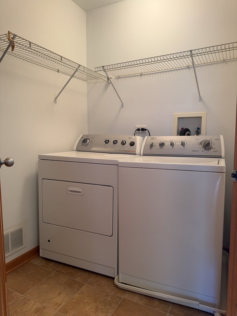 2216 Evergreen Circle, Unit 2216 McHenry, IL 60050 - Photo 25 of 28