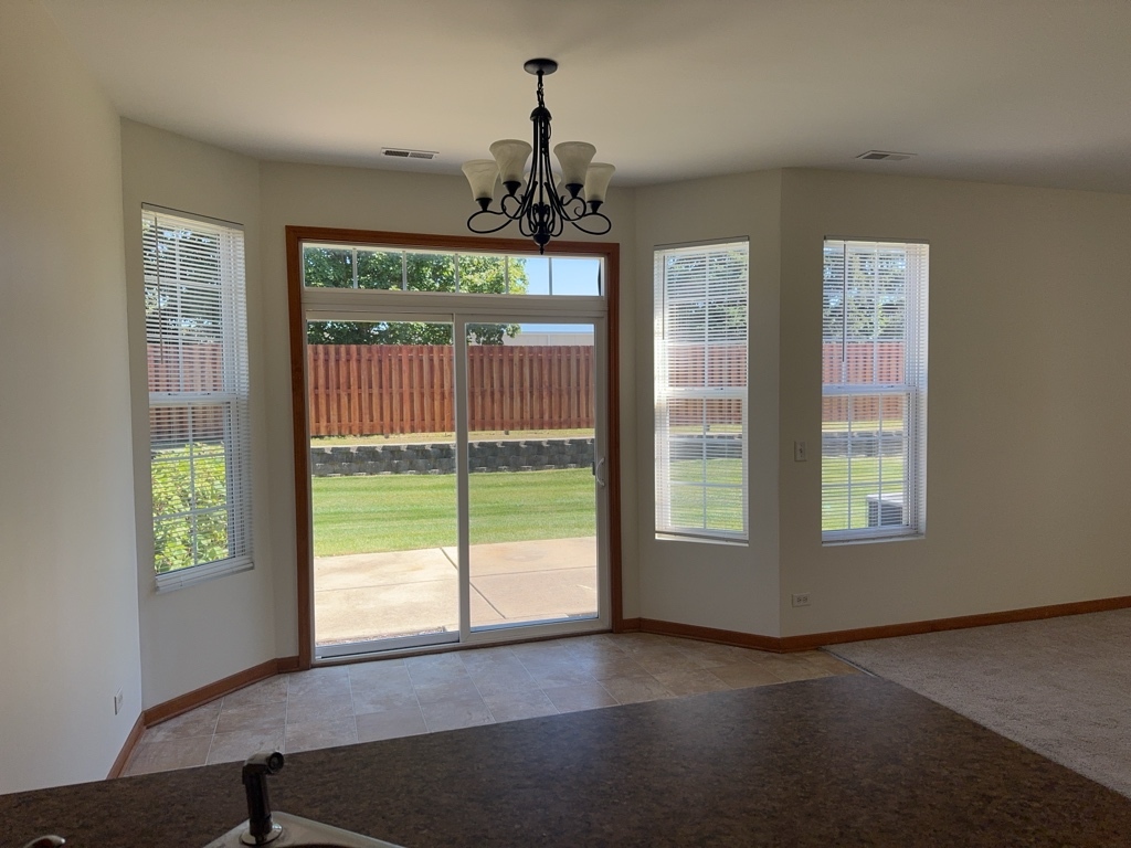 2216 Evergreen Circle, Unit 2216 McHenry, IL 60050 - Photo 10 of 28