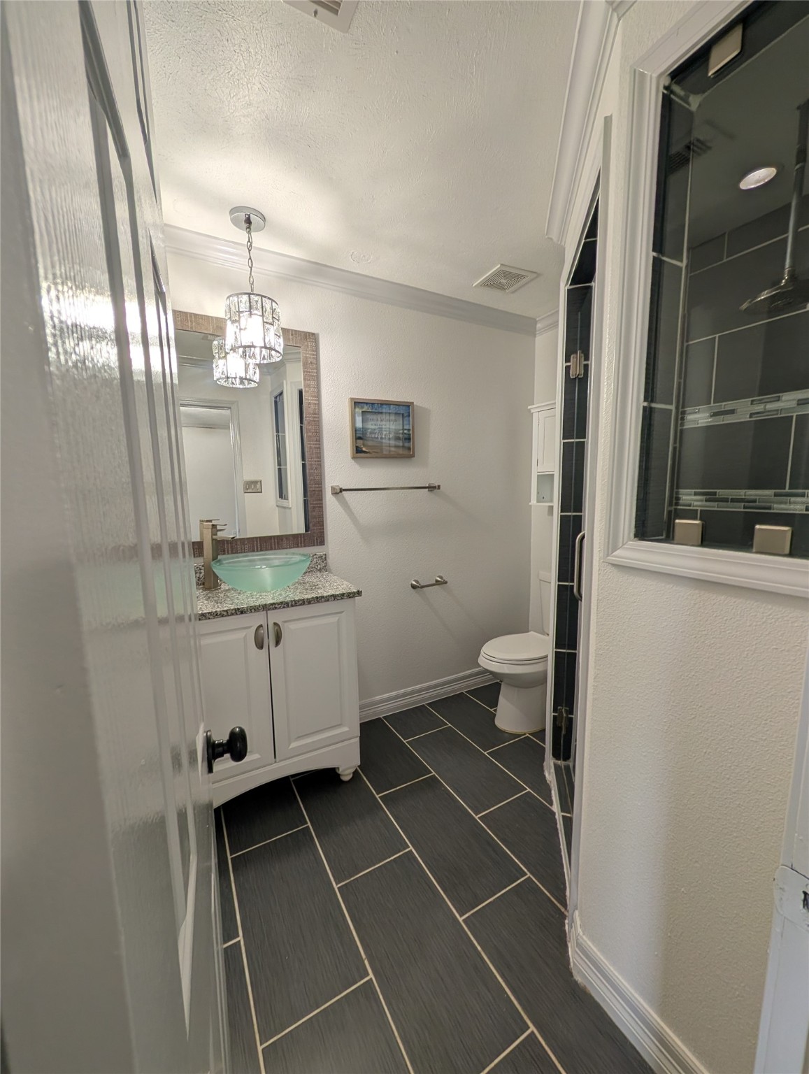 5903 Graycliff Drive Houston, TX 77049 - Photo 11 of 14 a room with a sink and cabinets