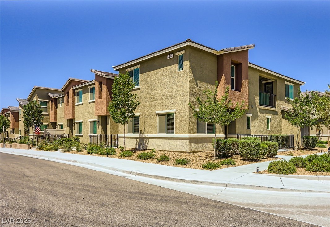 12282 Azure Gate Road, Unit 4 Las Vegas, NV 89183 - Photo 1 of 43 Gallery Image 1